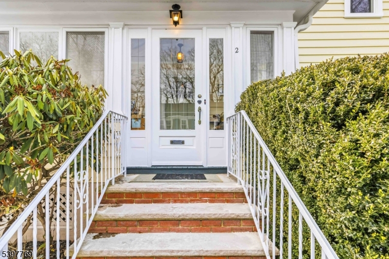 2 Longview Terrace Morristown, NJ 07960 - Photo 9 of 27