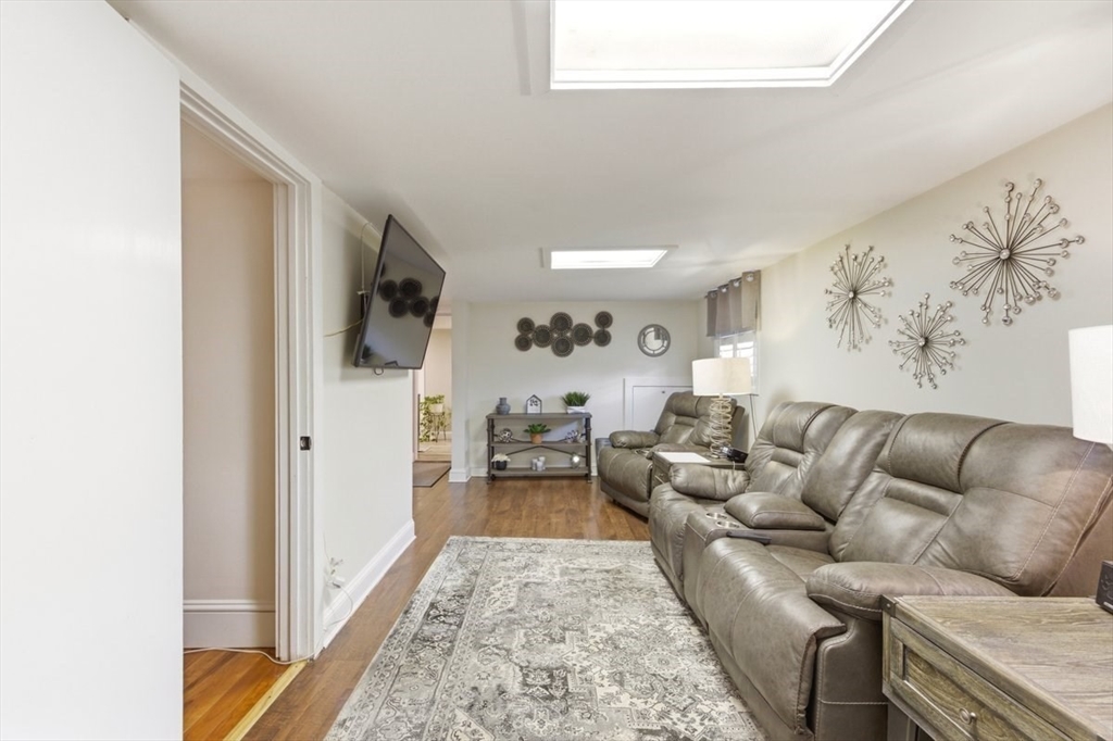 10 Albert Road Bourne, MA 02559 - Photo 26 of 40