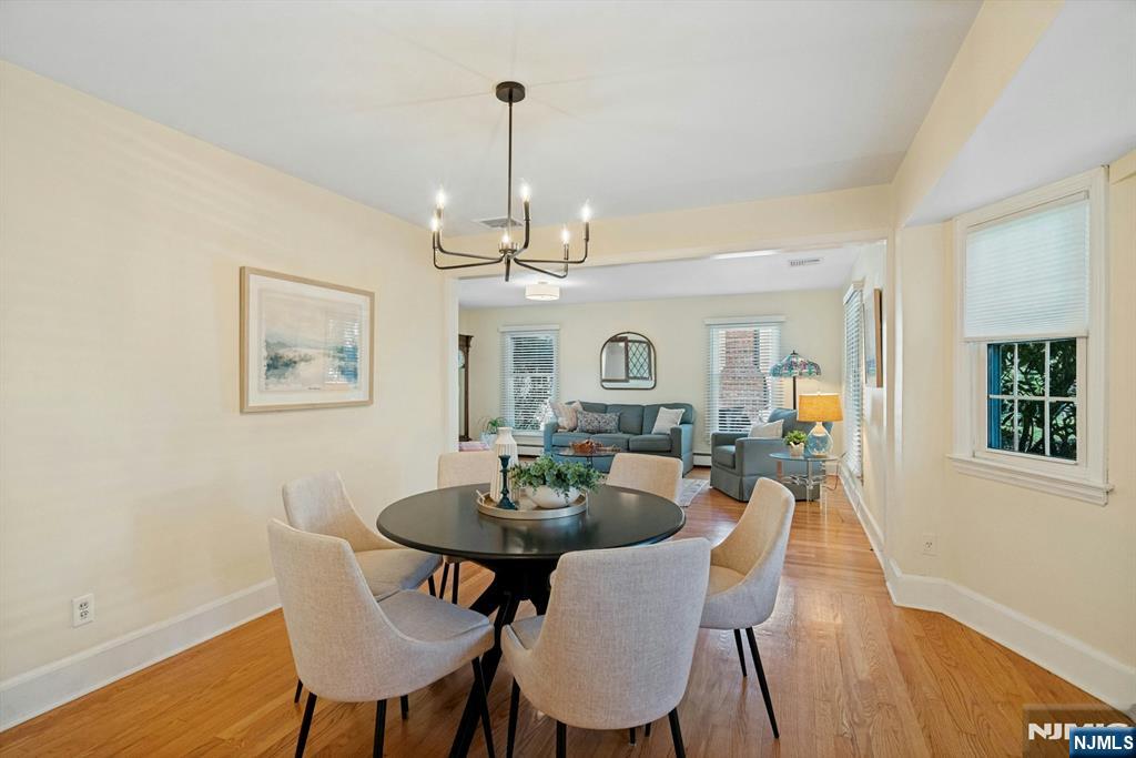 163 Cottage Road Wyckoff, NJ 07481 - Photo 16 of 35 Gallery Image 16