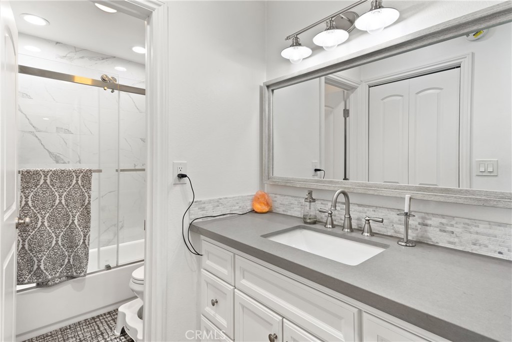 7740 Redlands Street Playa del Rey, CA 90293 - Photo 10 of 14