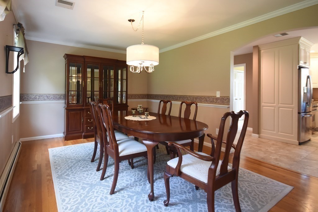 152 Haverhill Road Amesbury, MA 01913 - Photo 10 of 42