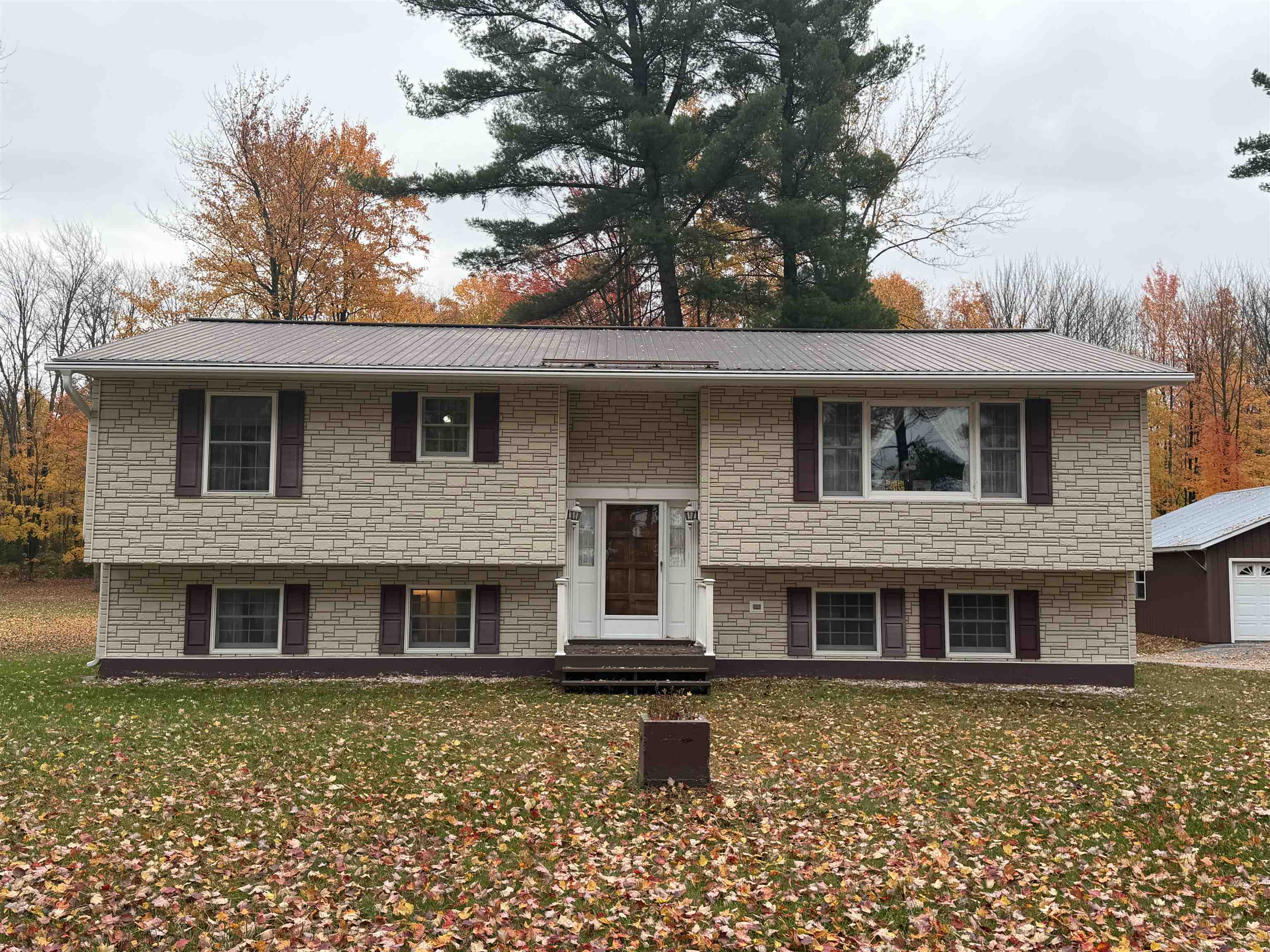 540 Highway 7 Highgate, VT 05488 - Photo 2 of 60