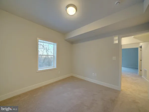 $900,000 | 9437 Fairview Avenue, Laurel, MD 20723