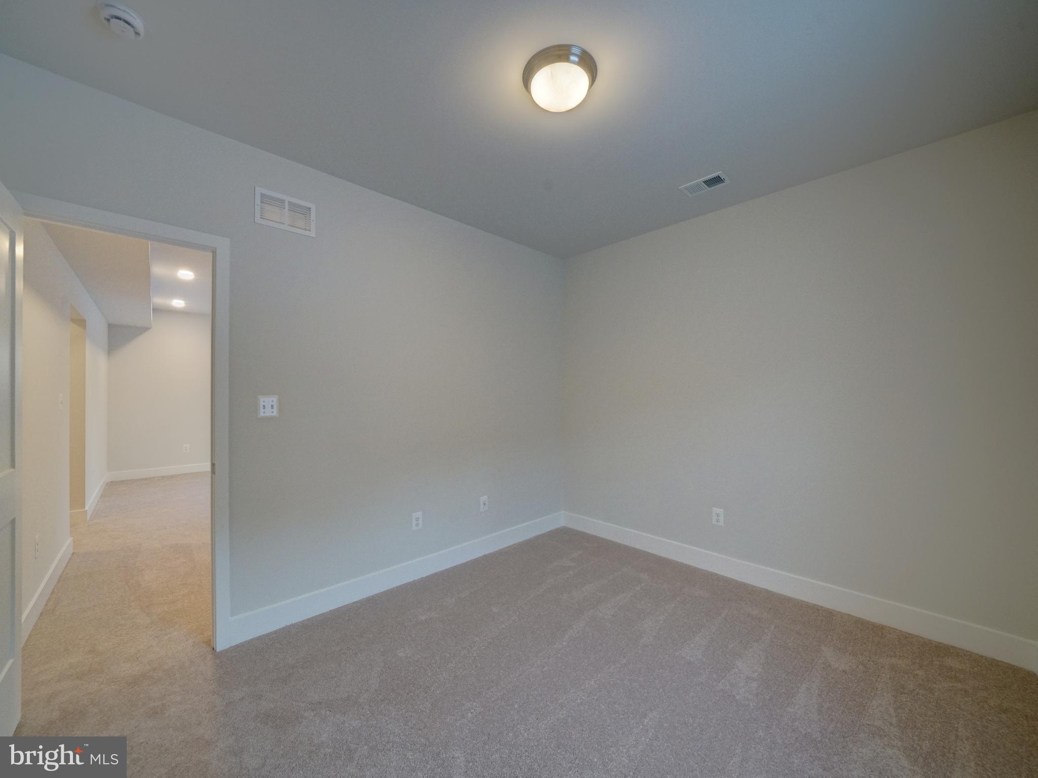 9437 Fairview Avenue Laurel, MD 20723 - Photo 78 of 83