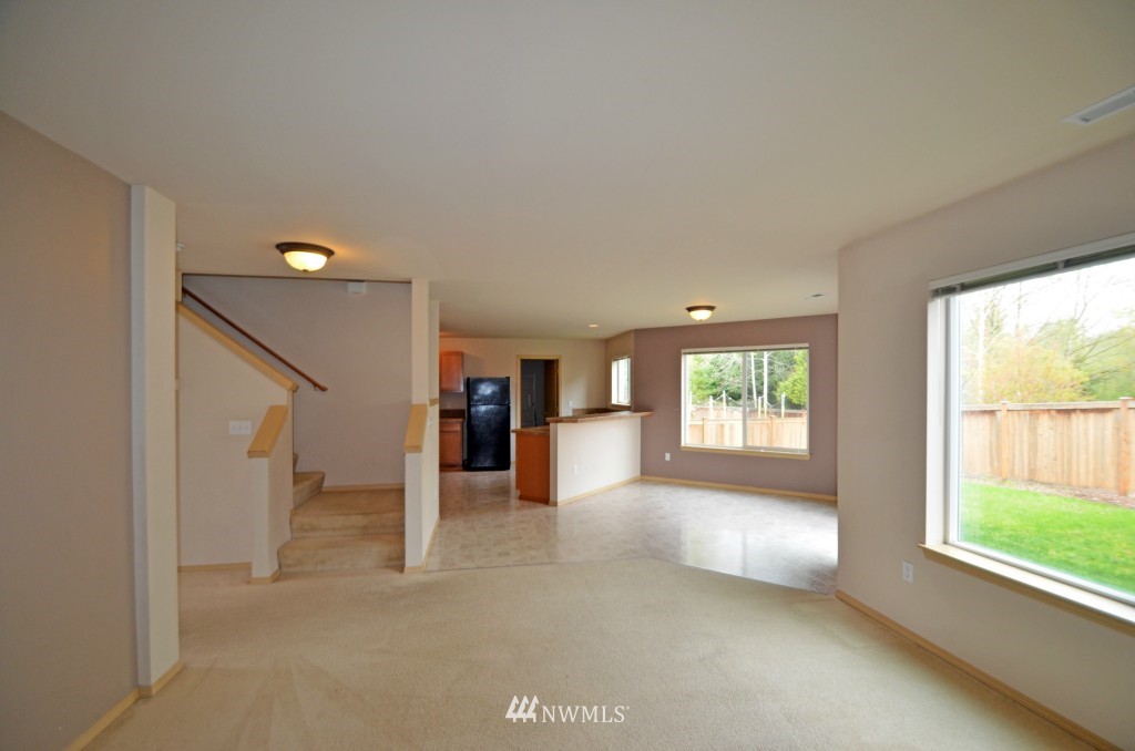 3731 154th Place Southeast Bothell, WA 98012 - Photo 4 of 15