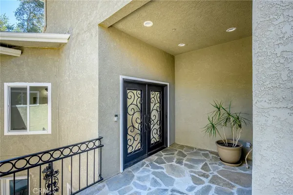 $1,990,000 | 2946 Graceland Way, Glendale, CA 91206