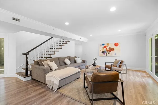 $1,990,000 | 2946 Graceland Way, Glendale, CA 91206