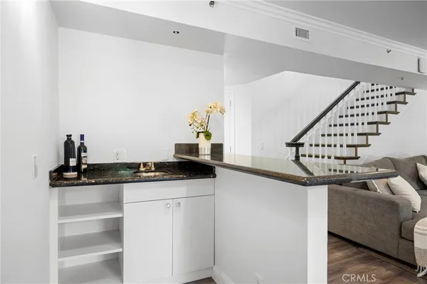 $1,990,000 | 2946 Graceland Way, Glendale, CA 91206