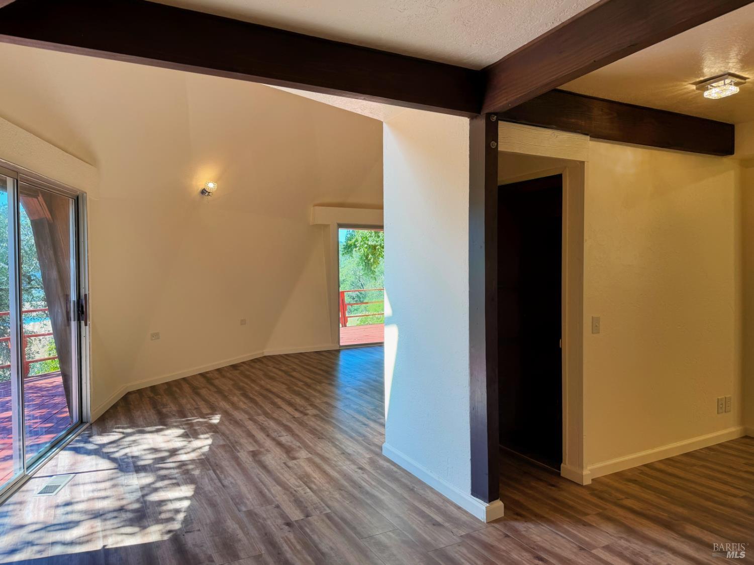 1979 Ridge Road Ukiah, CA 95482 - Photo 11 of 40