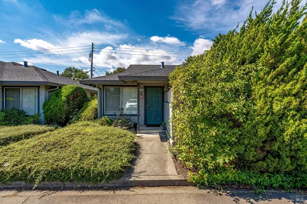 $1,200,000 | 1014 1st Street West, Sonoma, CA 95476