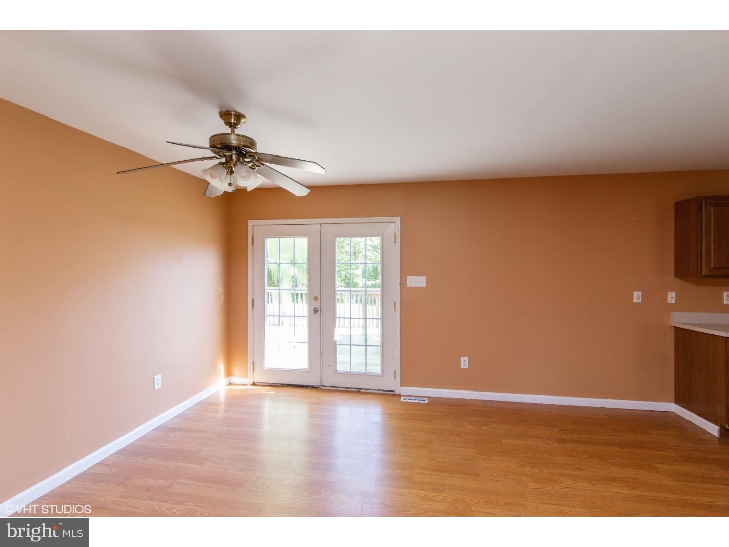 246 Vineyard Road Atco, NJ 08004 - Photo 9 of 25 Gallery Image 9