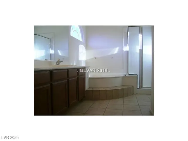 $2,175 | 7563 Spindrift Tide Court, Las Vegas, NV 89139