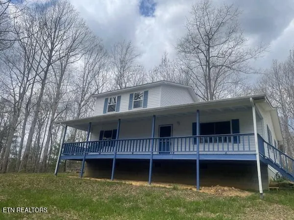 $244,900 | 125 Walnut Lane, Oneida, TN 37841