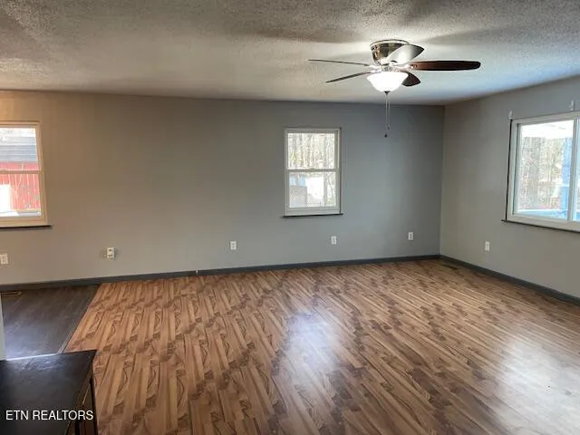 $249,900 | 125 Walnut Lane, Oneida, TN 37841