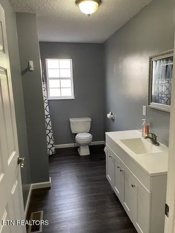 $249,900 | 125 Walnut Lane, Oneida, TN 37841