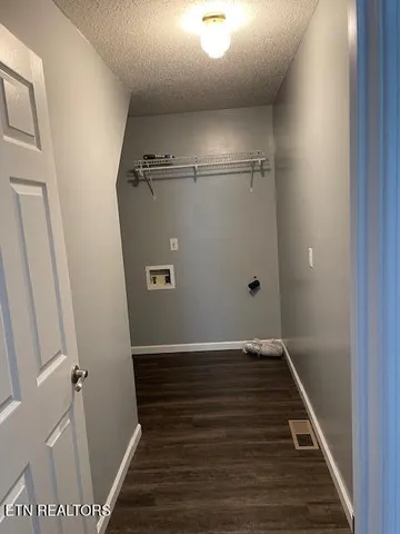 $249,900 | 125 Walnut Lane, Oneida, TN 37841