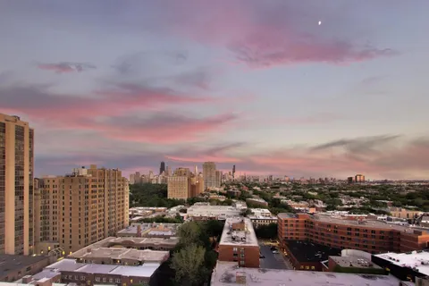 $499,000 | 345 West Fullerton Parkway, Unit 1905, Chicago, IL 60614