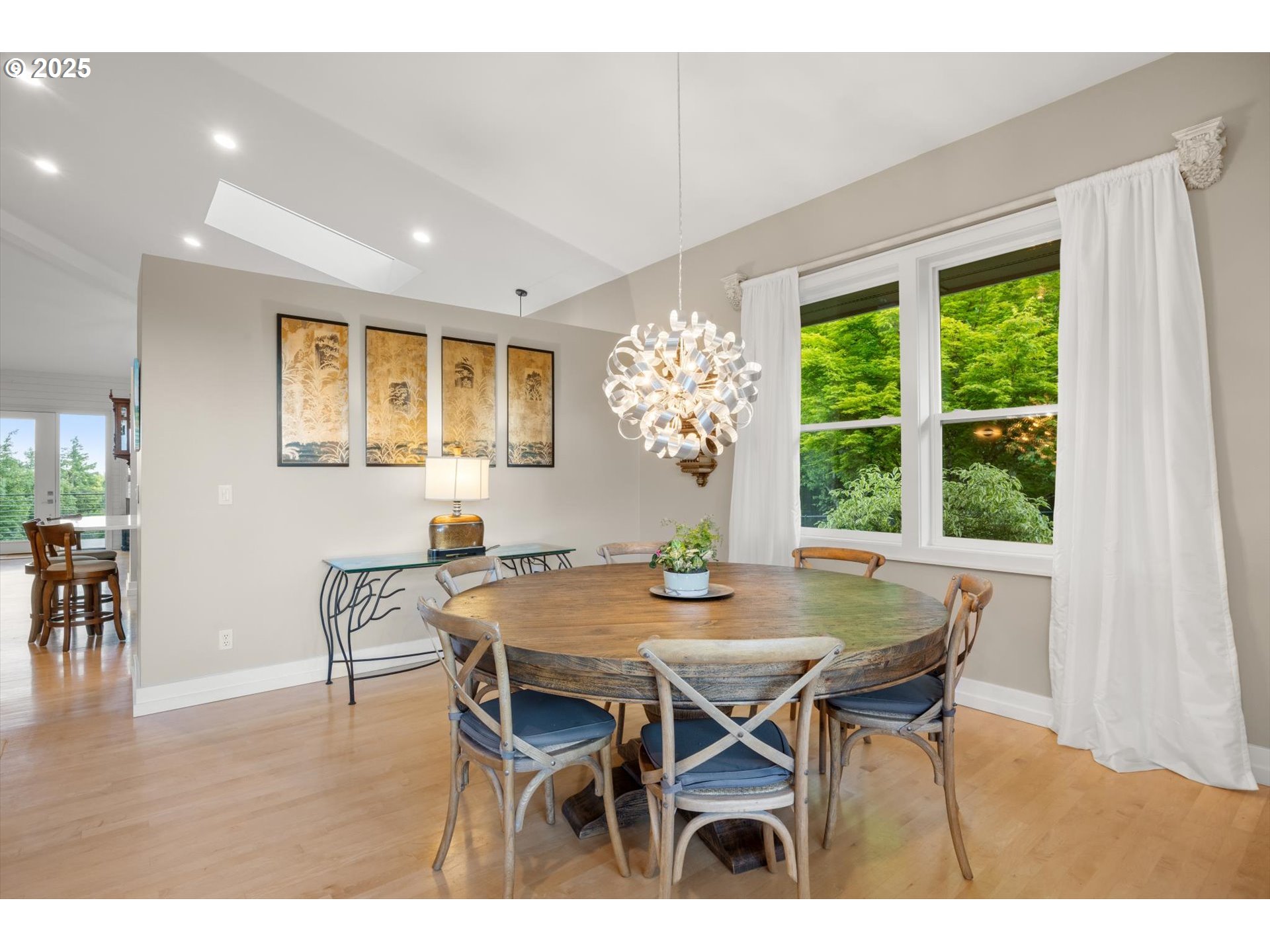 800 Rosemont Road West Linn, OR 97068 - Photo 20 of 48 a view of a dining room with furniture and wooden floor