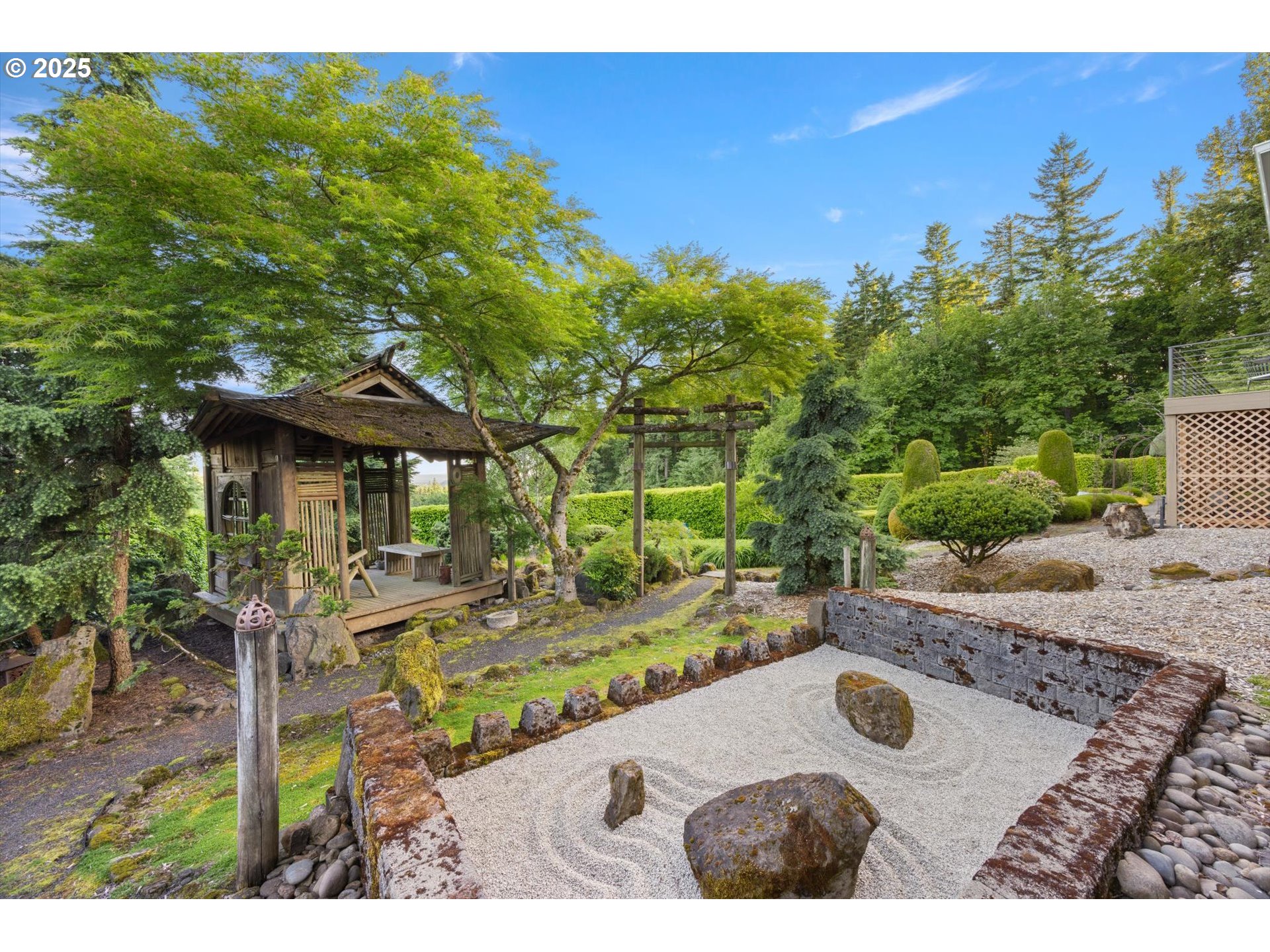 800 Rosemont Road West Linn, OR 97068 - Photo 37 of 48 swimming pool view with a seating space