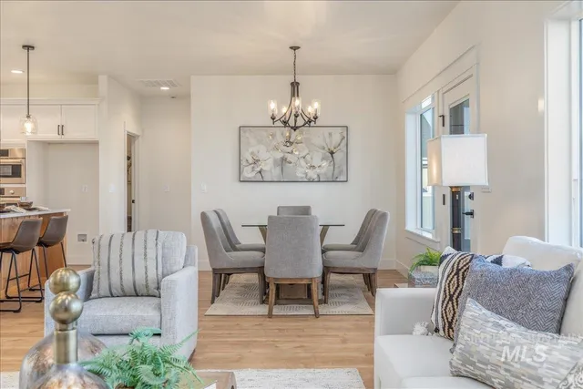 $725,000 | 335 Bard Avenue, Middleton, ID 83644