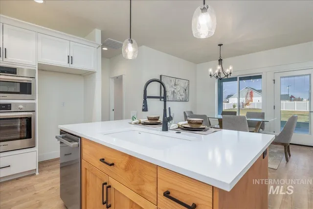 $725,000 | 335 Bard Avenue, Middleton, ID 83644