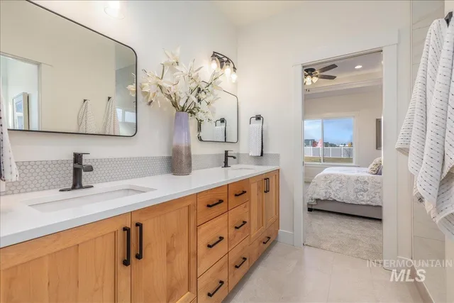 $725,000 | 335 Bard Avenue, Middleton, ID 83644