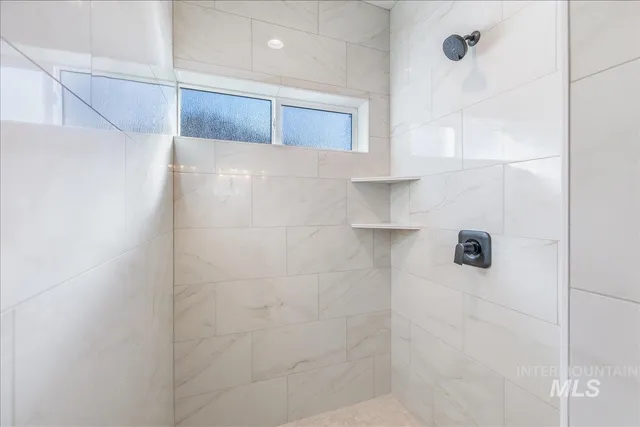 $725,000 | 335 Bard Avenue, Middleton, ID 83644