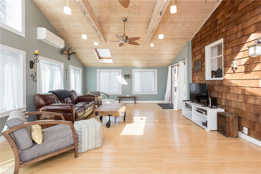 171 Crandall Road Tiverton, RI 02878 - Photo 12 of 35 Gallery Image 12
