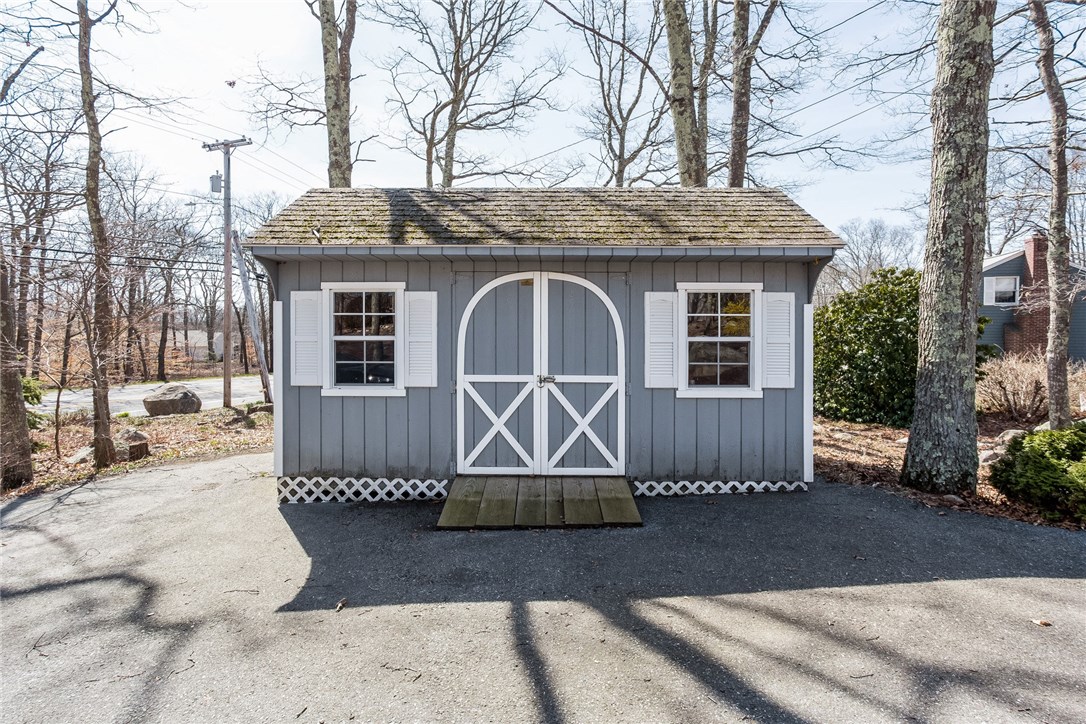 171 Crandall Road Tiverton, RI 02878 - Photo 29 of 35 Gallery Image 29