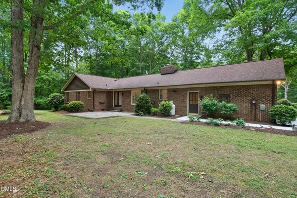 $575,000 | 3404 Timberwood Court, Raleigh, NC 27606