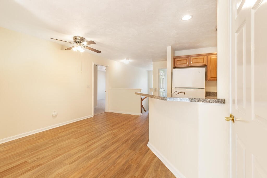 237 Salem Street, Unit 6 Reading, MA 01867 - Photo 12 of 30