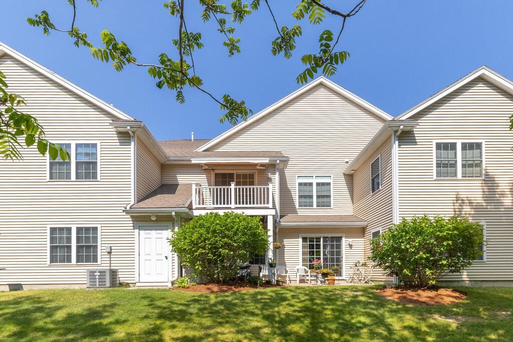 237 Salem Street, Unit 6 Reading, MA 01867 - Photo 28 of 30