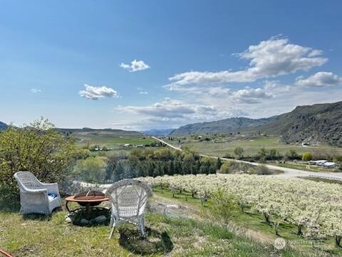 14 Bridgeview Road Tonasket, WA 98855 - Photo 17 of 28 a view of an outdoor space with mountain view