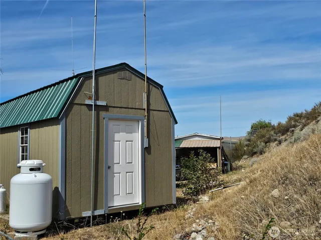 a view of outdoor space