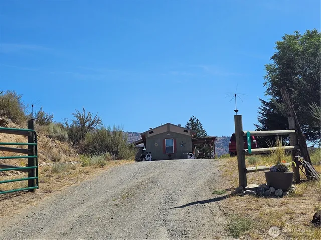 a view of a house with a outdoor space