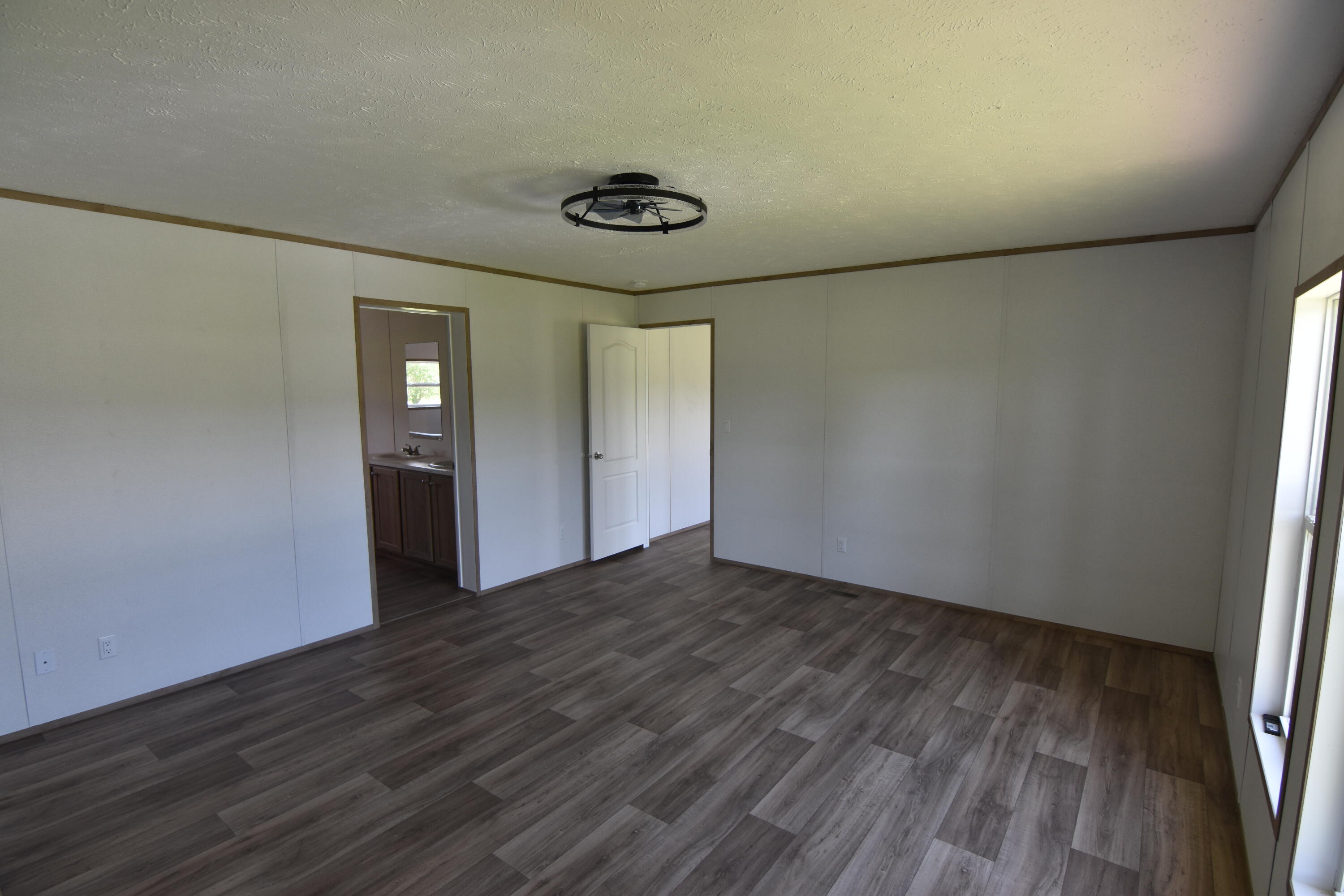167 Davis Terrace St. George, SC 29477 - Photo 9 of 34 DSC_0139