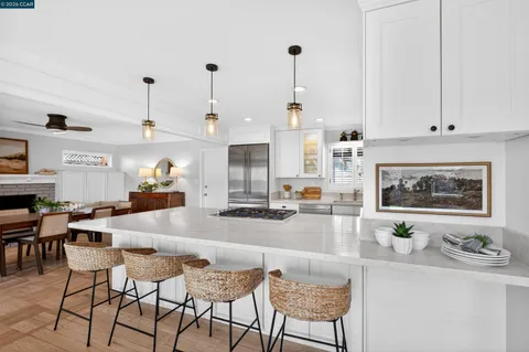 $1,649,000 | 19 Lance Court, Moraga, CA 94556