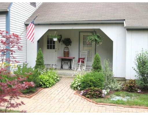 5 McGregory Road Sturbridge, MA 01566 - Photo 4 of 24