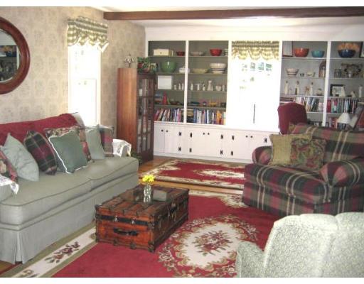 5 McGregory Road Sturbridge, MA 01566 - Photo 5 of 24
