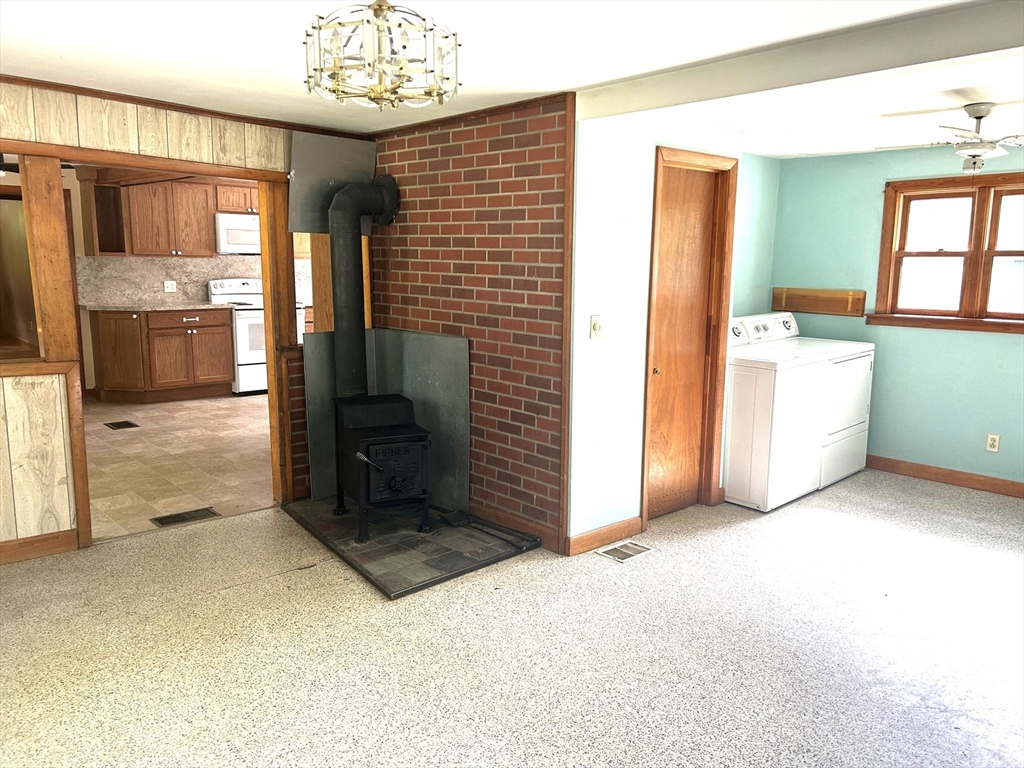 61 Carruth Road Templeton, MA 01468 - Photo 13 of 31