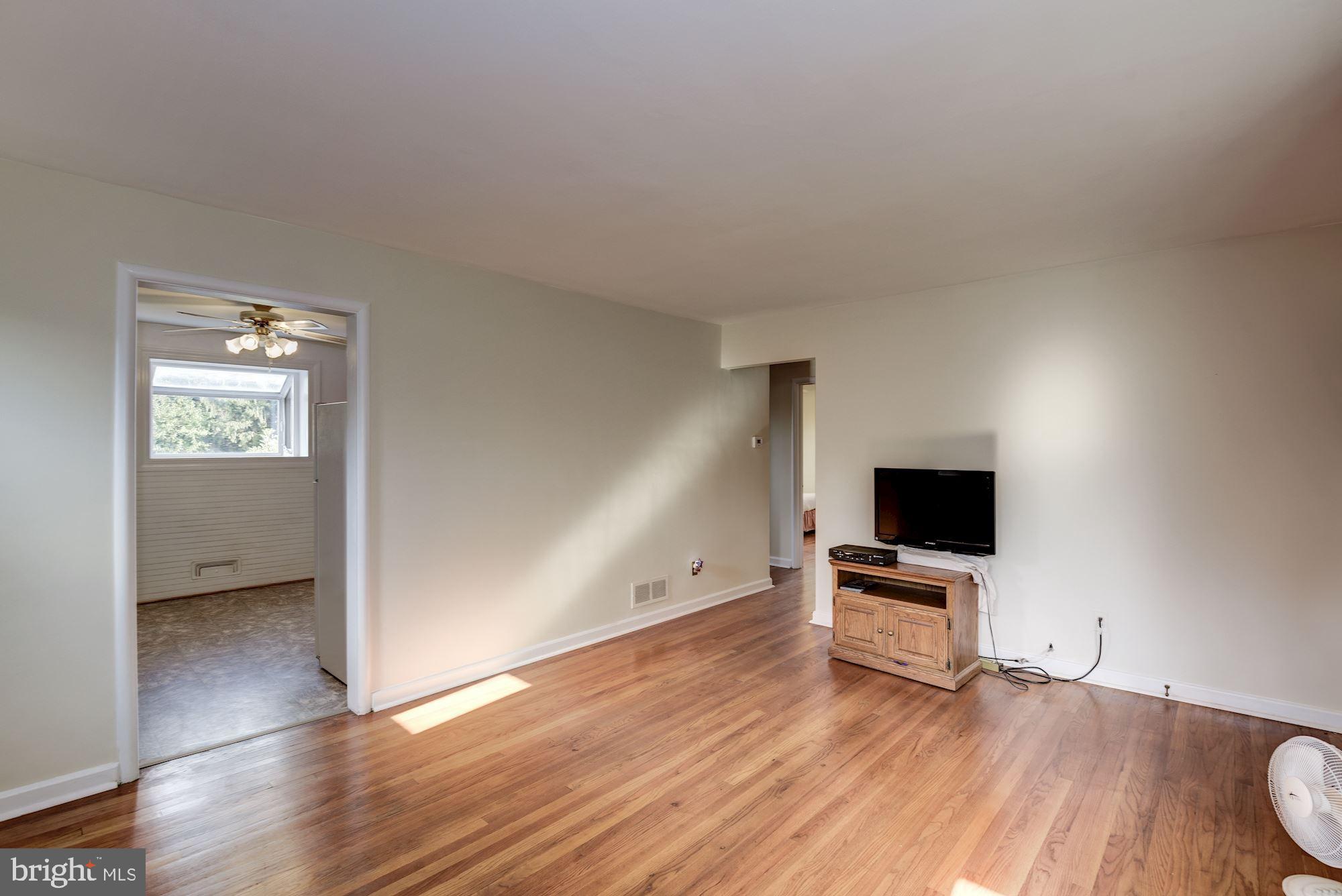 3516 Harrell Street Silver Spring, MD 20906 - Photo 9 of 35 Living Room w/ hardwood Floors