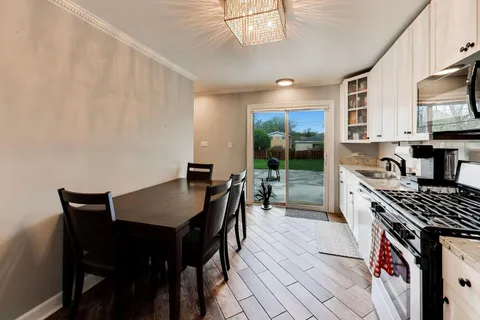 $242,500 | 18532 Klimm Avenue, Homewood, IL 60430