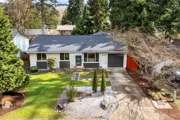 $880,000 | 20323 12th Drive Southeast, Bothell, WA 98012