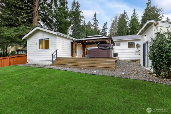 $880,000 | 20323 12th Drive Southeast, Bothell, WA 98012