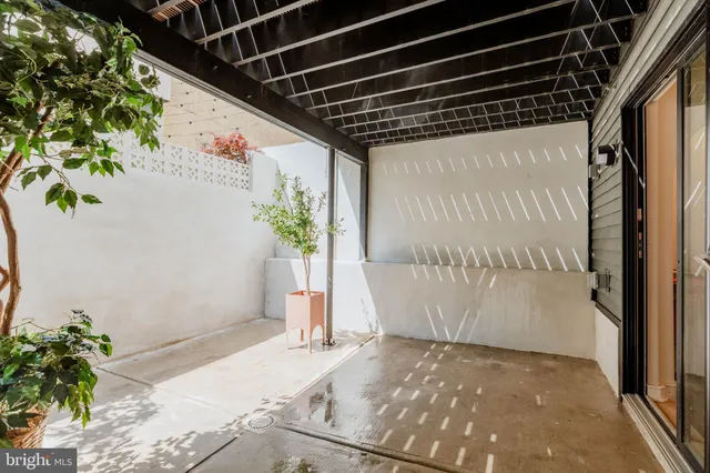 $1,399,000 | 1714 Montrose Street, Unit 4, Philadelphia, PA 19146