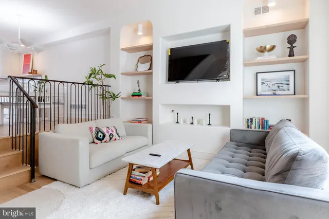 $1,399,000 | 1714 Montrose Street, Unit 4, Philadelphia, PA 19146