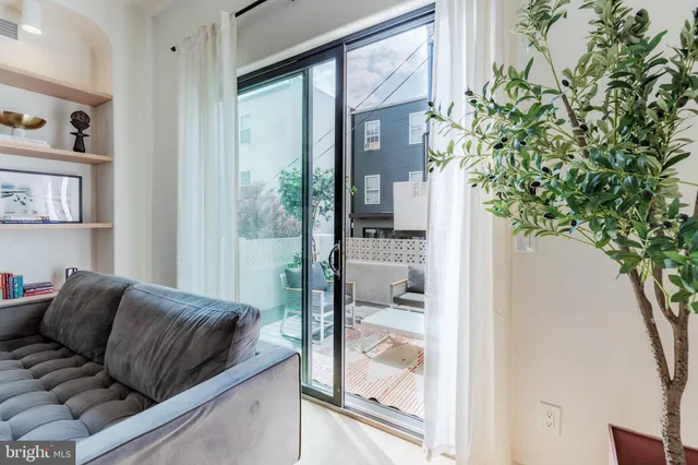 $1,399,000 | 1714 Montrose Street, Unit 4, Philadelphia, PA 19146