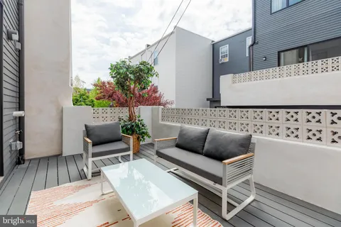 $1,399,000 | 1714 Montrose Street, Unit 4, Philadelphia, PA 19146