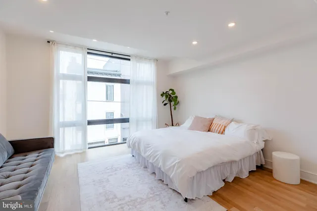 $1,399,000 | 1714 Montrose Street, Unit 4, Philadelphia, PA 19146