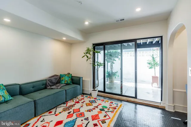 $1,399,000 | 1714 Montrose Street, Unit 4, Philadelphia, PA 19146